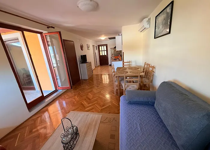 Apartment Petunia Fažana