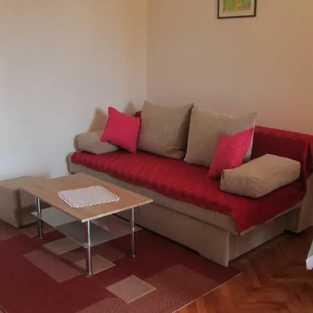 Petunia Apartman Fazana
